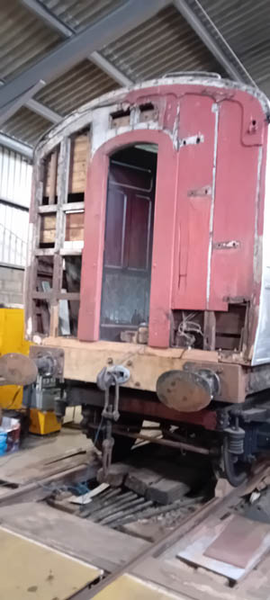 Headstock at no1 end